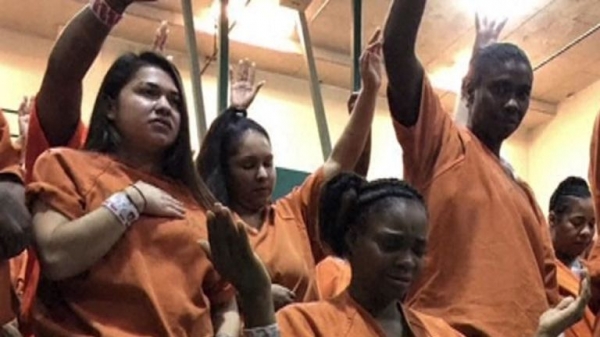 
                              Kanye West performs songs from Jesus Is King for tearful prison inmates 
                      