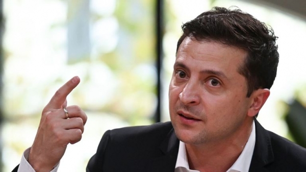 Marie Yovanovitch: Ex-US diplomat a reluctant 'hero' in Trump impeachment inquiry
Marie Yovanovitch: Ex-US diplomat a reluctant 'hero' in Trump impeachment inquiry