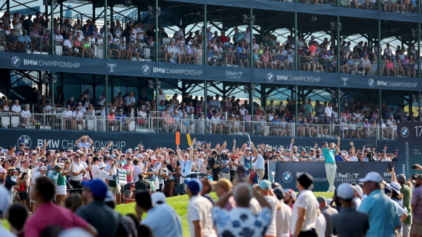 
      Viktor Hovland breaks course record to clinch astonishing victory at the BMW Championship
    